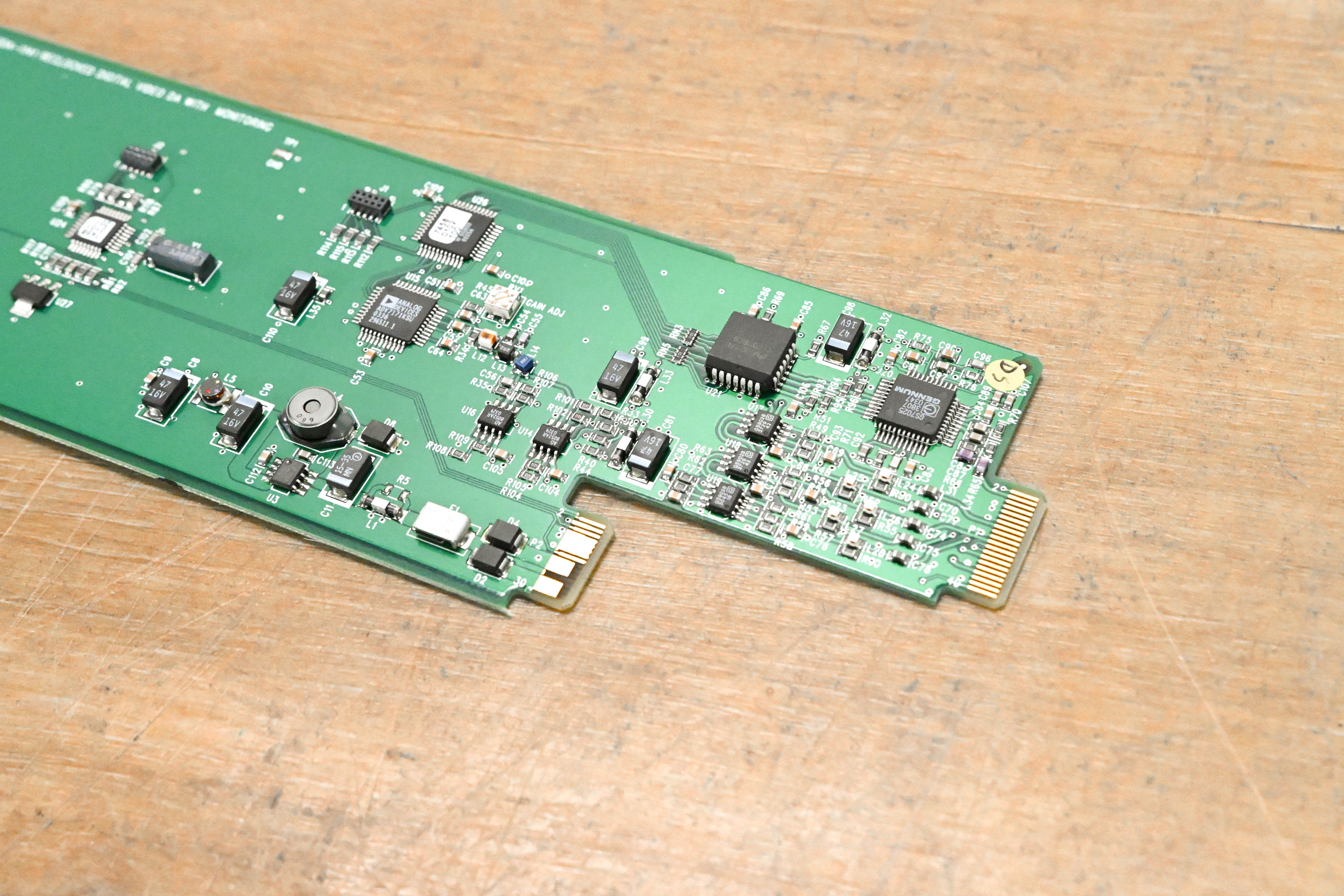 Miranda SDA-1141 Reclocked Digital Video DA with Monitoring Module