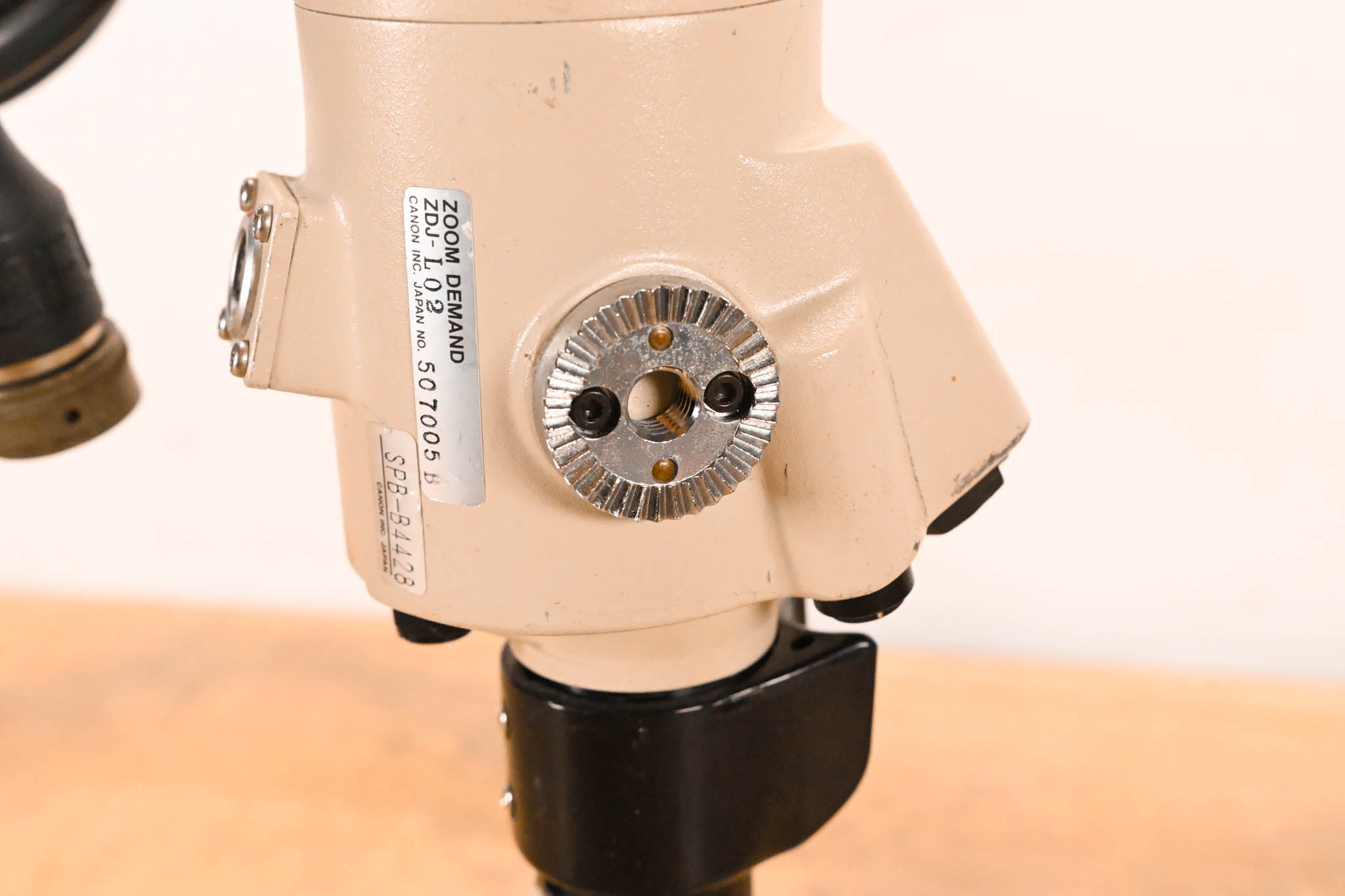 Canon ZDJ-L02 Zoom Demand