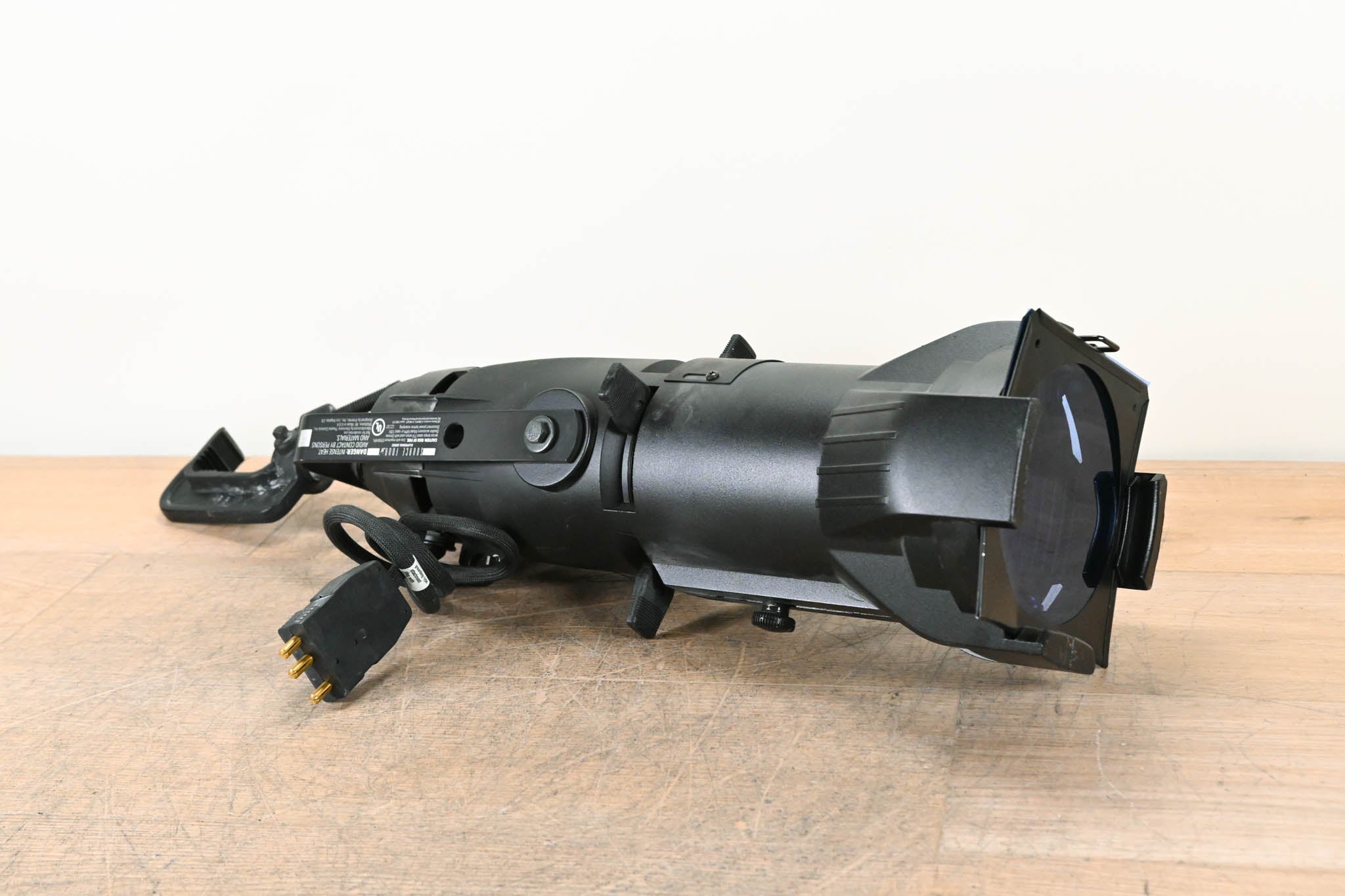 ETC Source Four Jr 26 Degree 575 Ellipsoidal Light