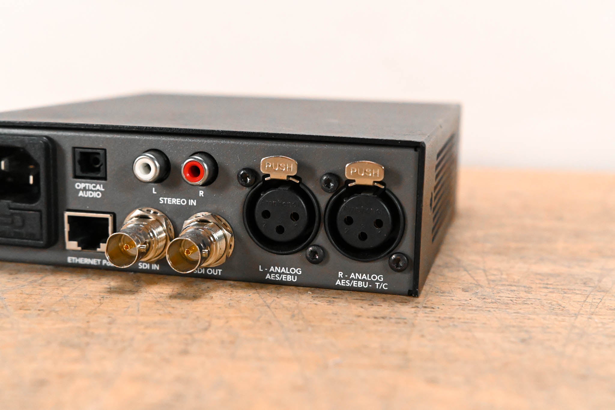 Blackmagic Design Teranex Mini Audio to SDI 12G