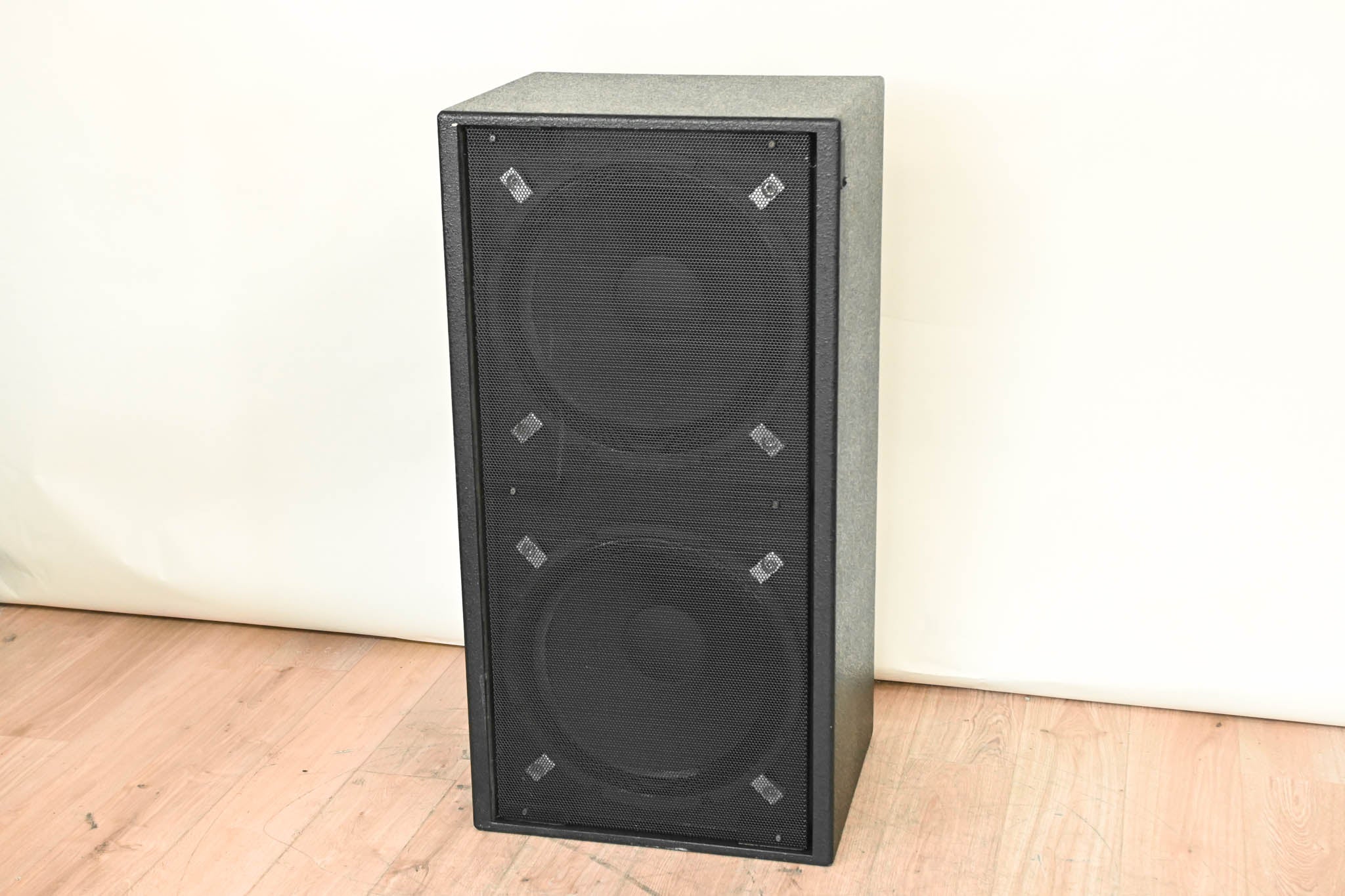 Bag End PD18E-I Dual 18-inch 1000W Active Infrasub Subwoofer