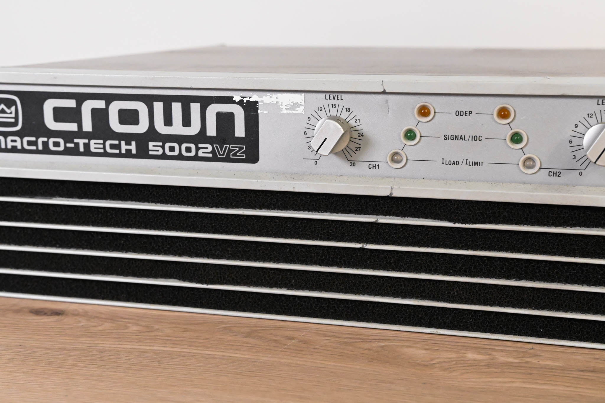 Crown Macro-Tech 5002VZ 2-Channel Power Amplifier