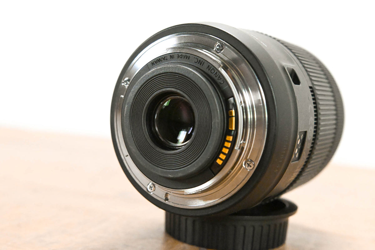 Canon EF-S 18-135mm f/3.5-5.6 IS NANO USM Lens