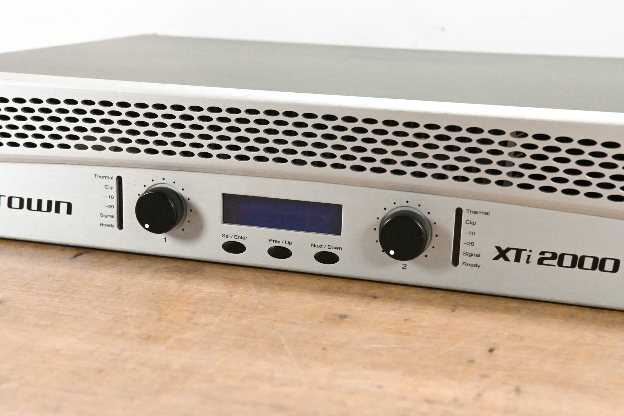 Crown XTi 2000 2-Channel Power Amplifier with DSP