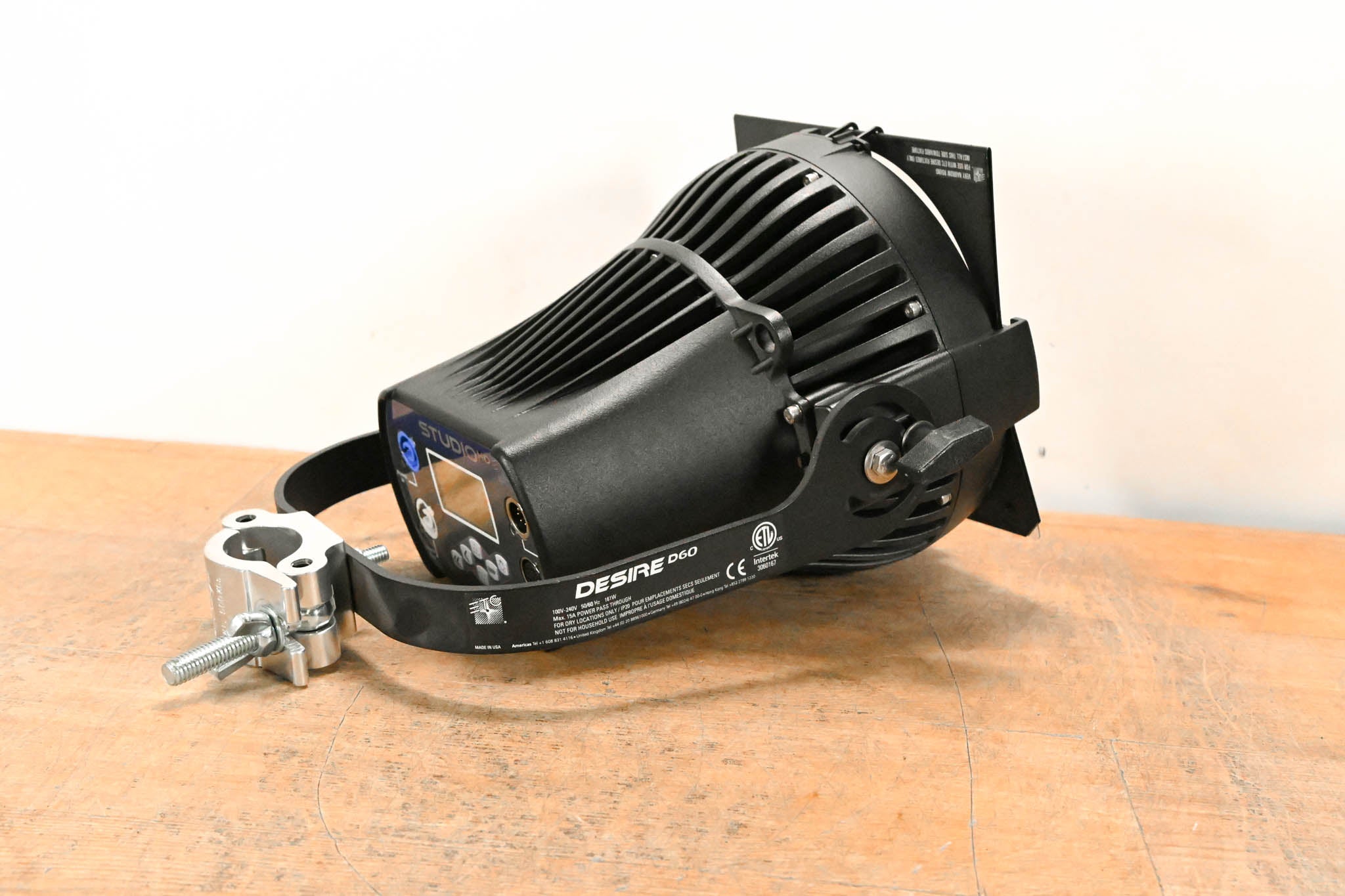 ETC Desire D60 Studio HD LED Par Wash Light