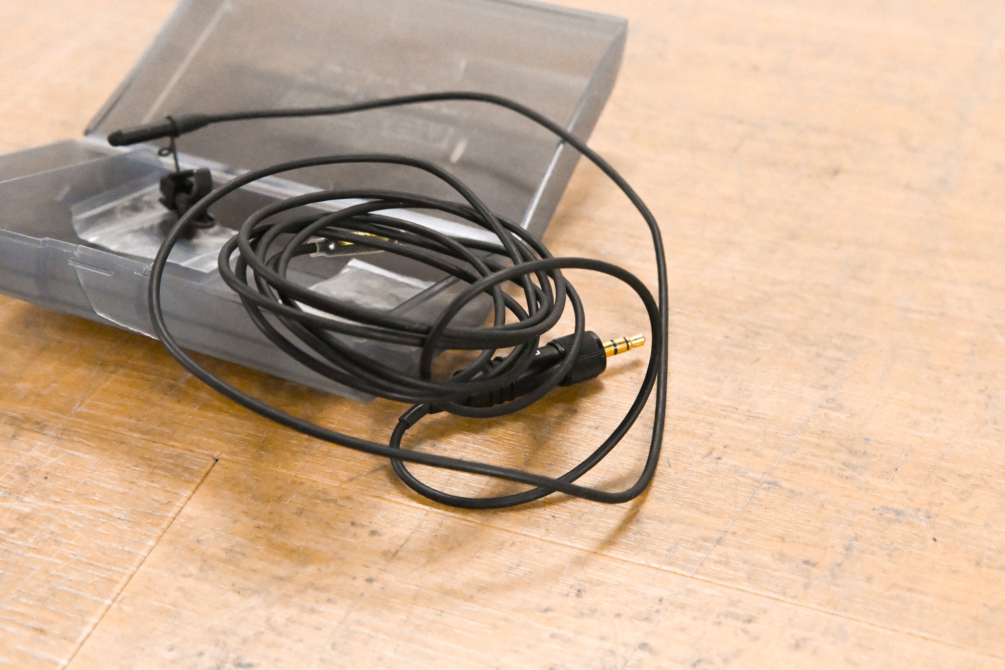 Sanken COS-11D Omni Lavalier Microphone for Sennheiser Wireless