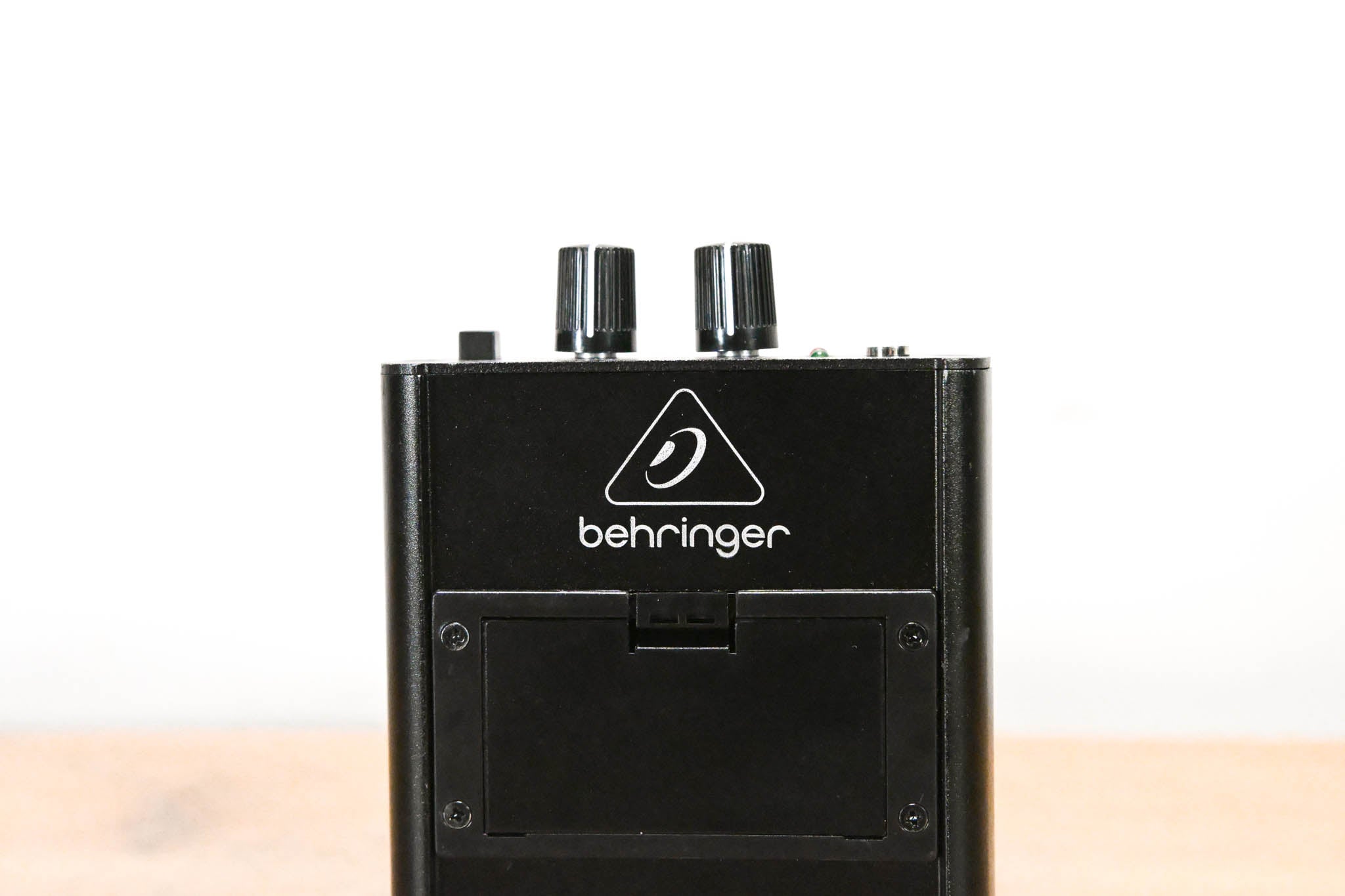 Behringer Powerplay P1 Personal In-Ear Monitor Amplifier