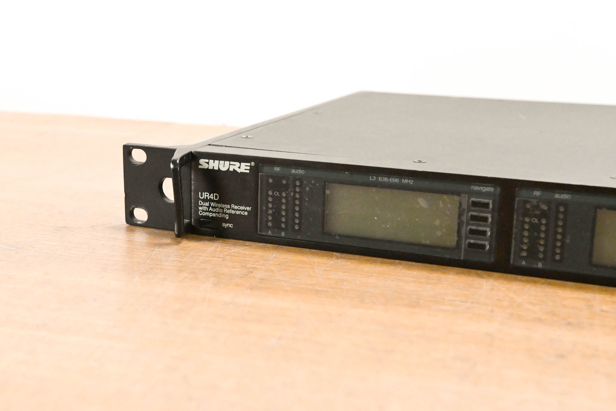 Shure UR4D Wireless Receiver w/ two UR2/SM58 Handheld Mics - L3 Band