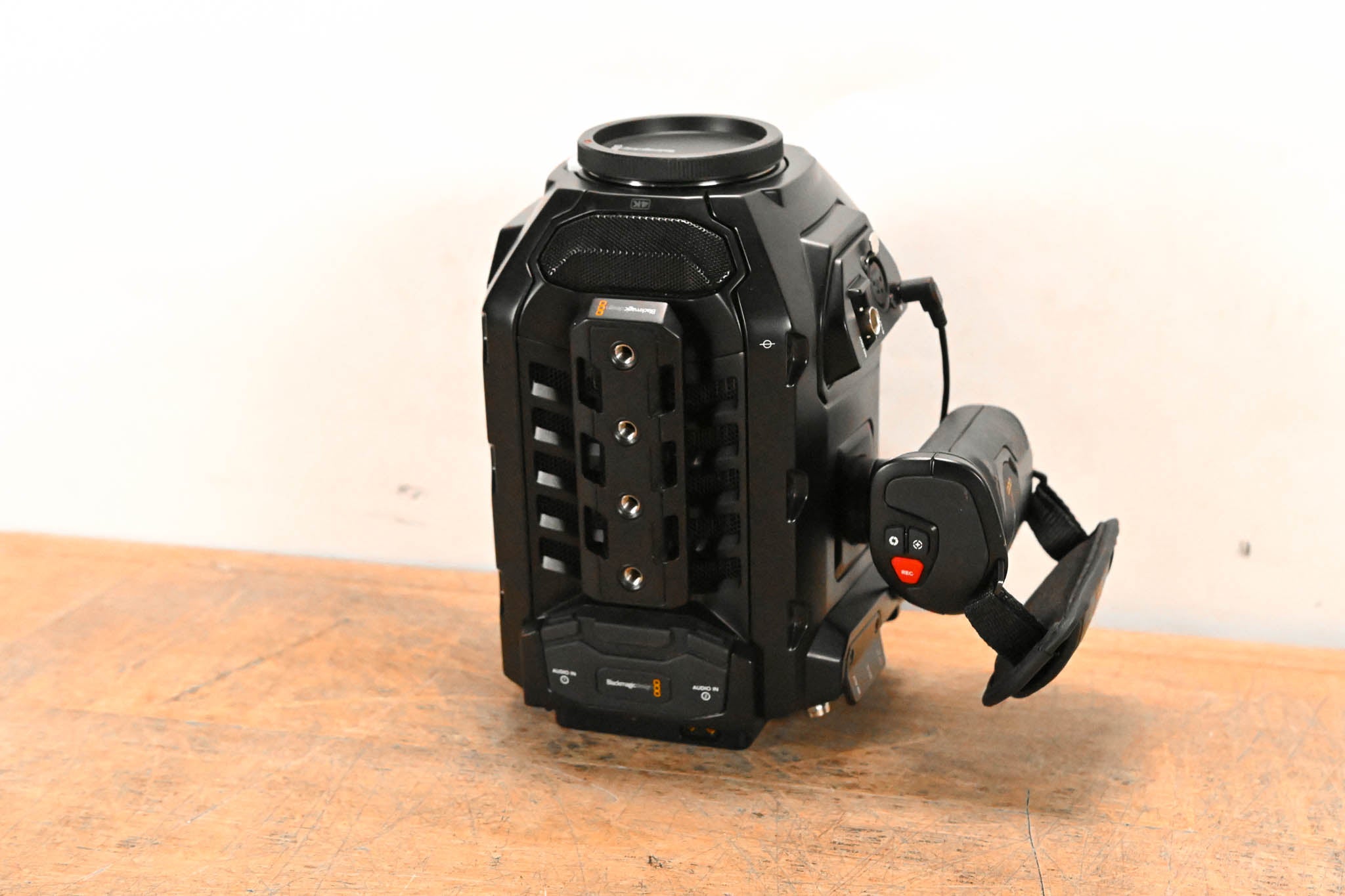 Blackmagic Design Ursa Mini 4K Digital Cinema Camera (PL Mount)