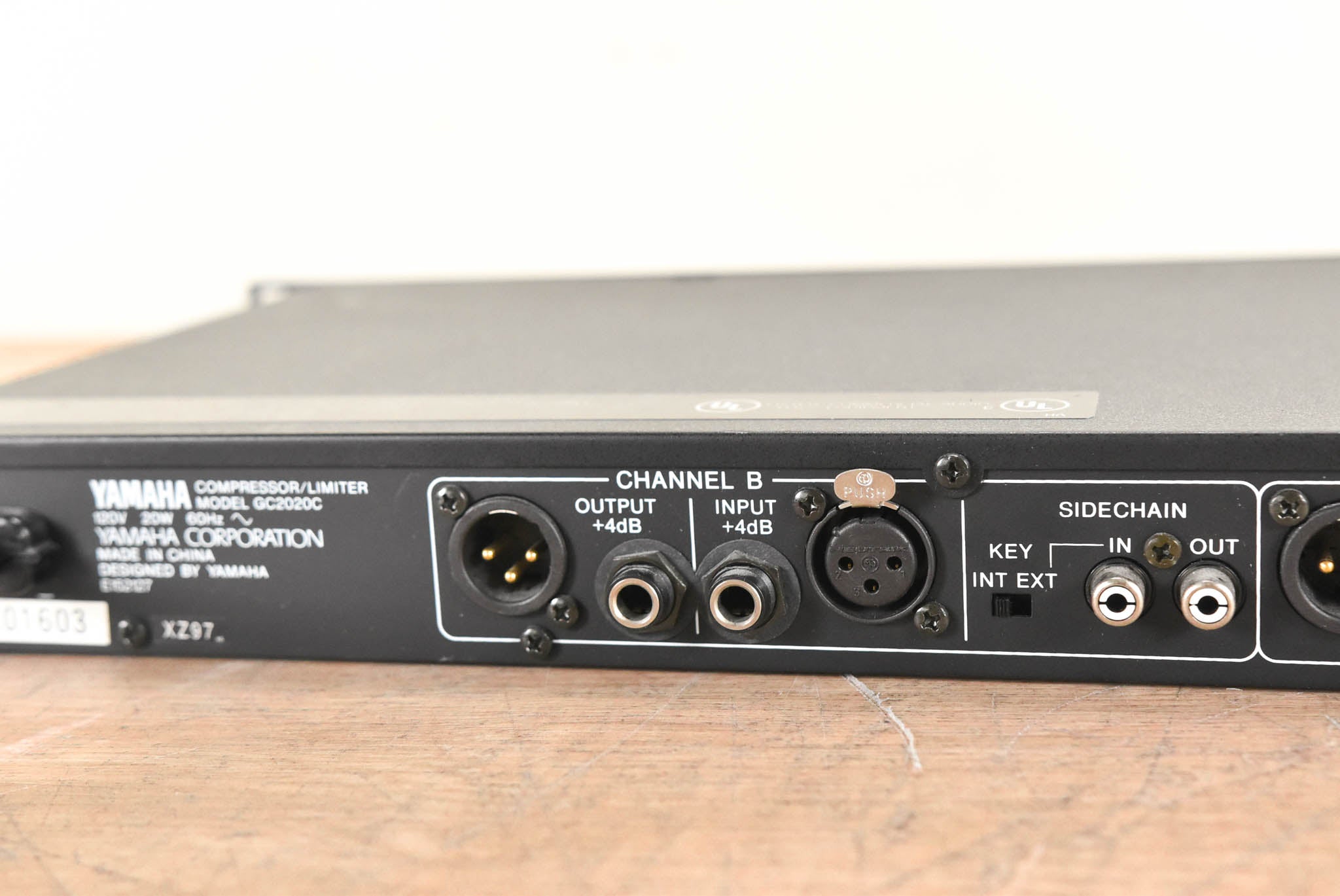 Yamaha GC2020C 2-Channel Compressor/Limiter