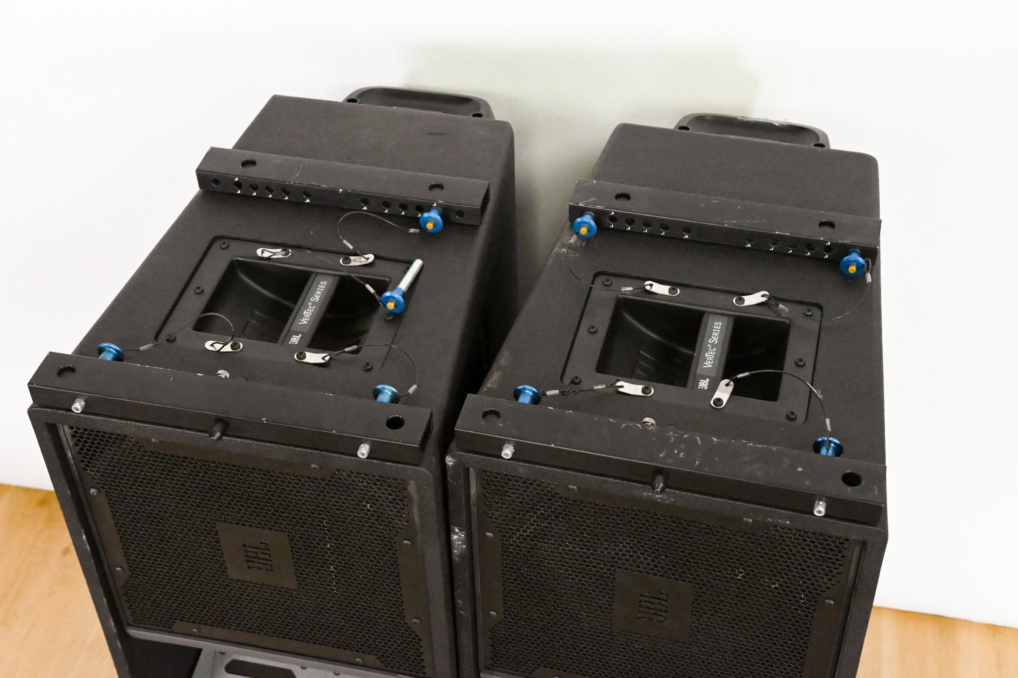 JBL VT4888DP Powered 3-Way Line Array Speaker (PAIR)