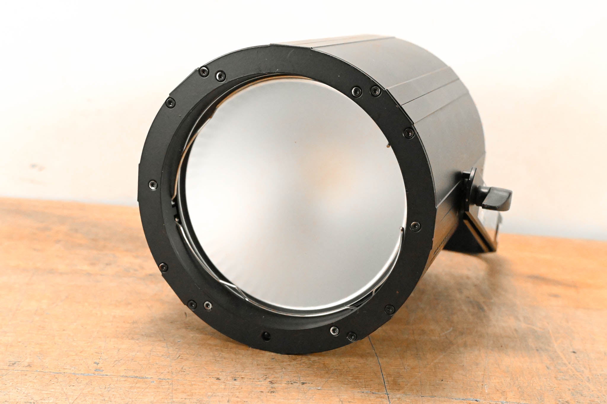 ADJ COB Cannon LP200ST 200W Chip On Board Color Mixing Wash Fixture