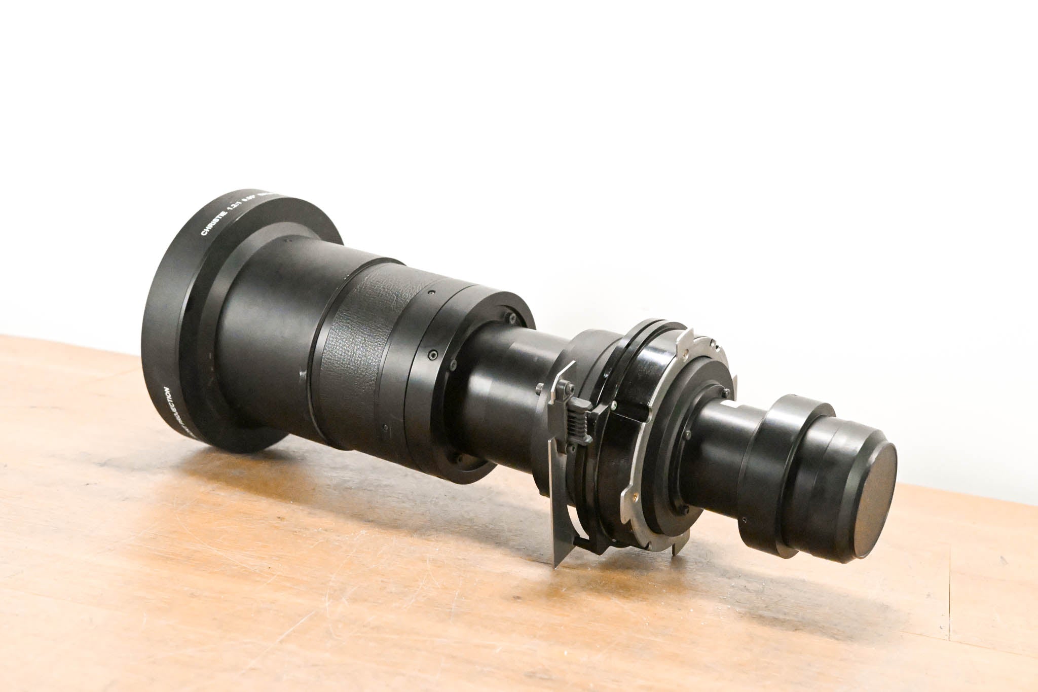 Christie 1.2:1 0.95 SXGA+ / 1.1:1 0.95 HD Front Projection Zoom Lens