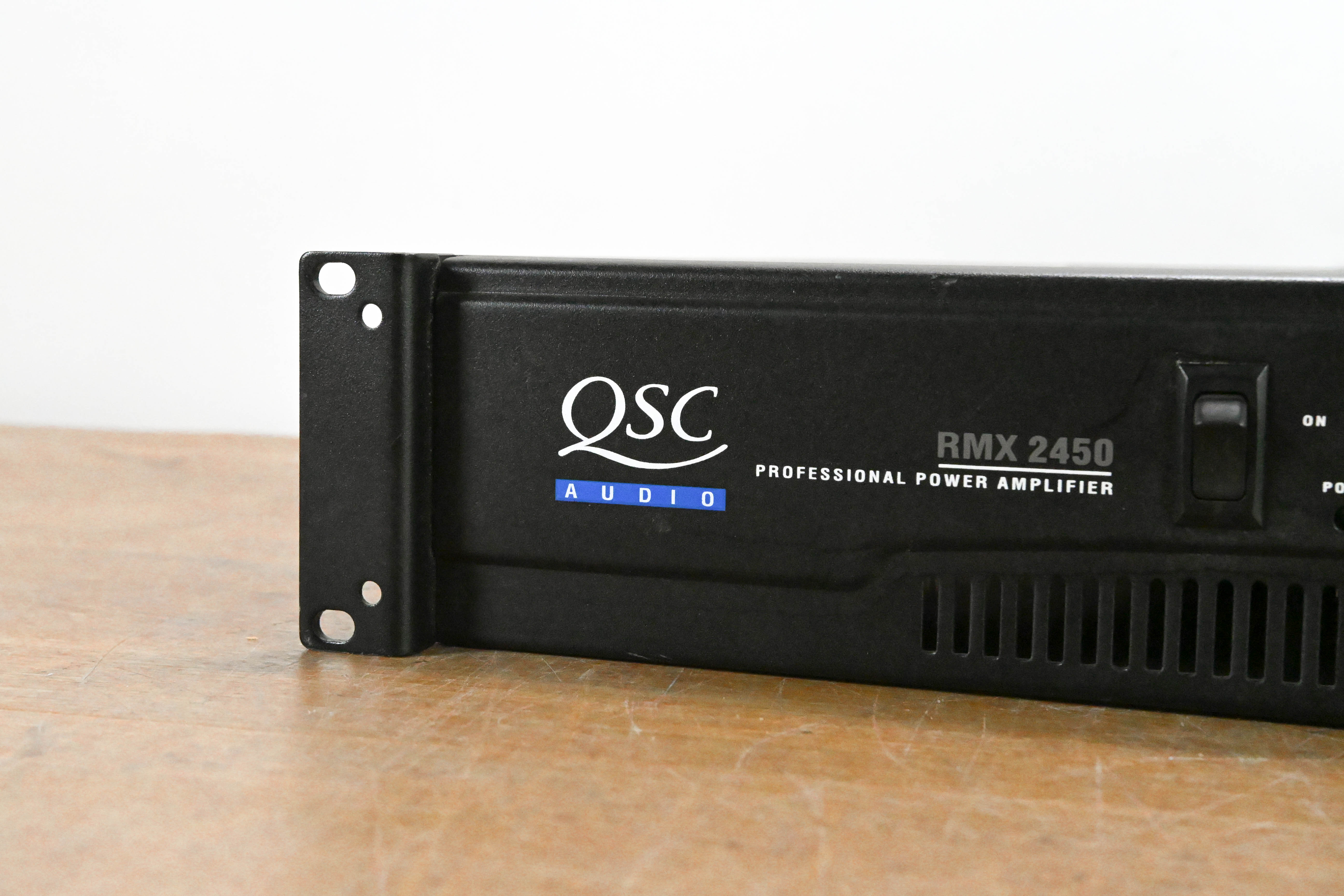 QSC RMX2450 2-Channel Power Amplifier