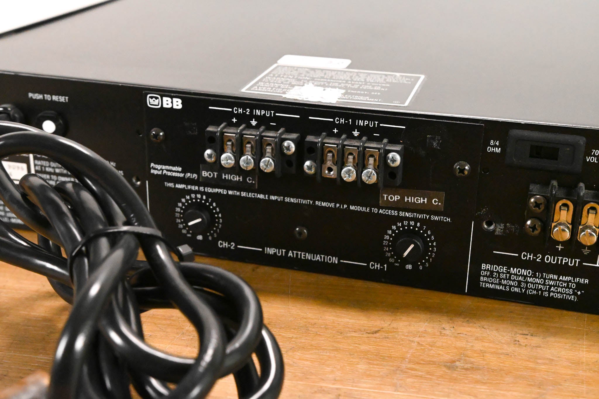 Crown Com-Tech 400 2-Channel Power Amplifier