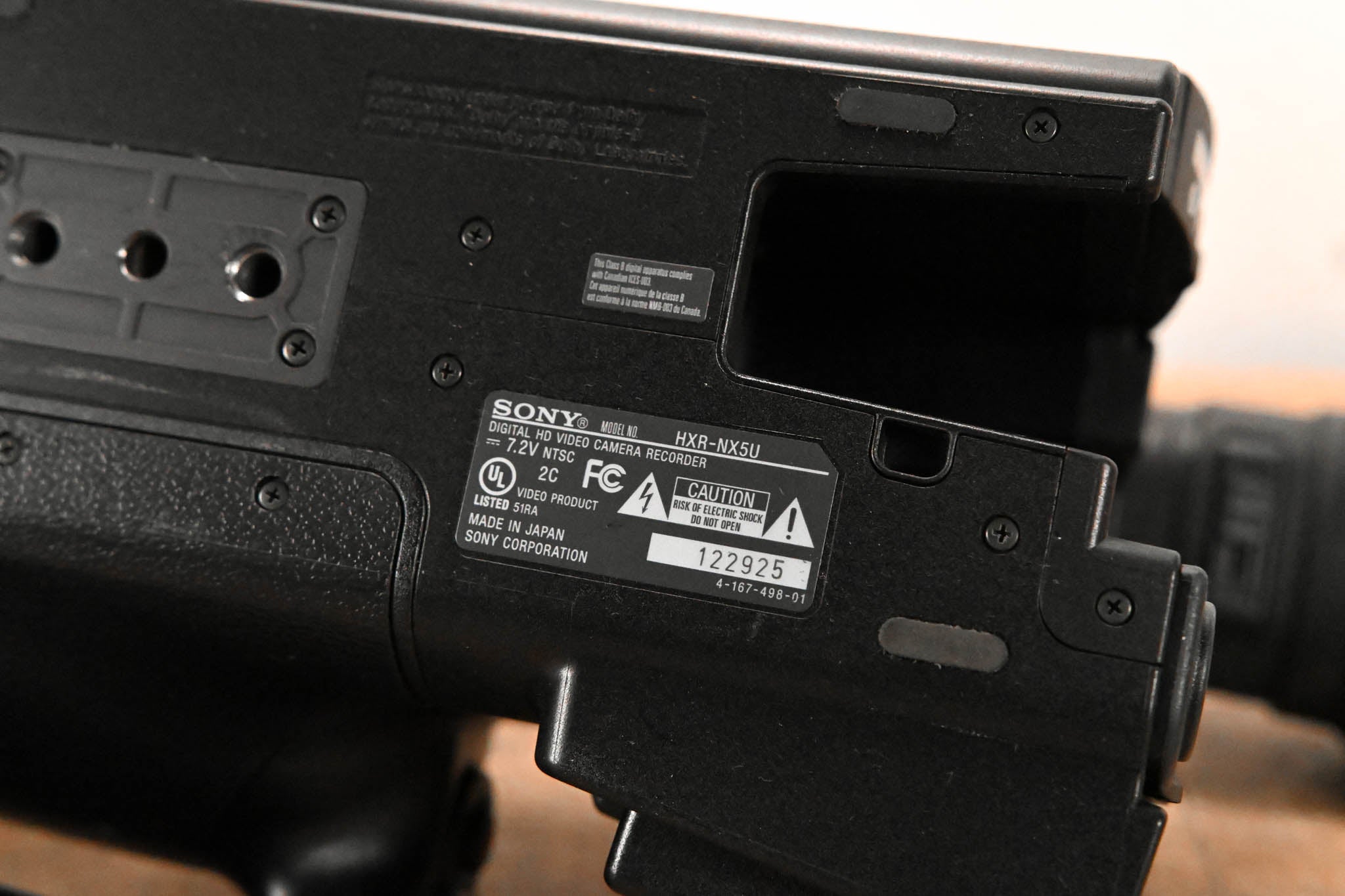 Sony HXR-NX5U NXCAM Professional Camcorder