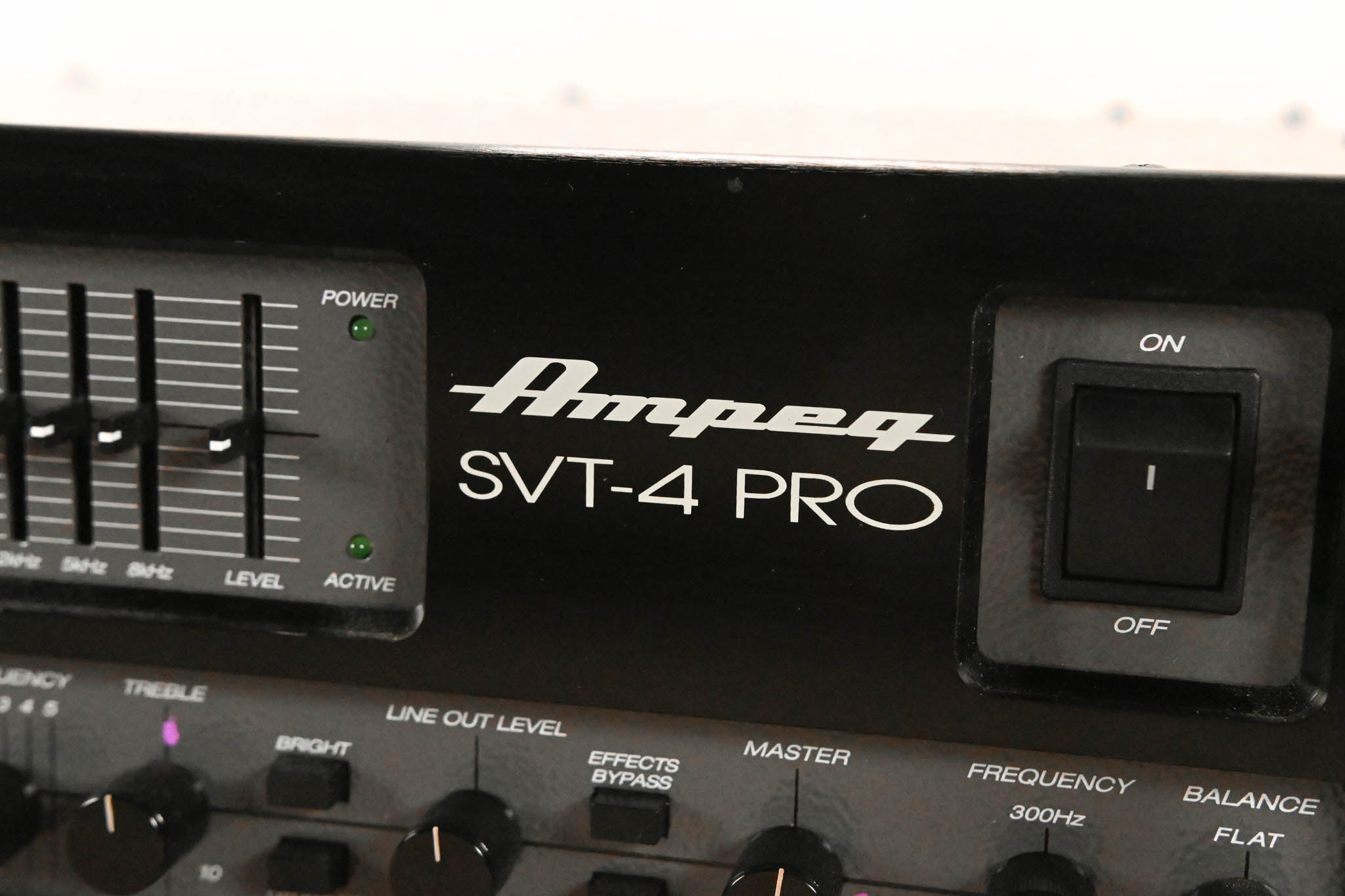 Ampeg SVT-4 PRO 1200W Bass Guitar Tube Amplifier Head