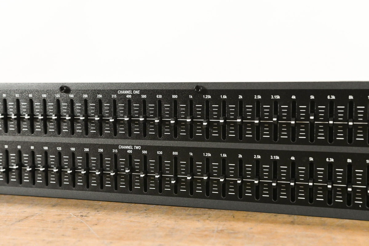 dbx 231 Dual-Channel 31-Band Graphic Equalizer