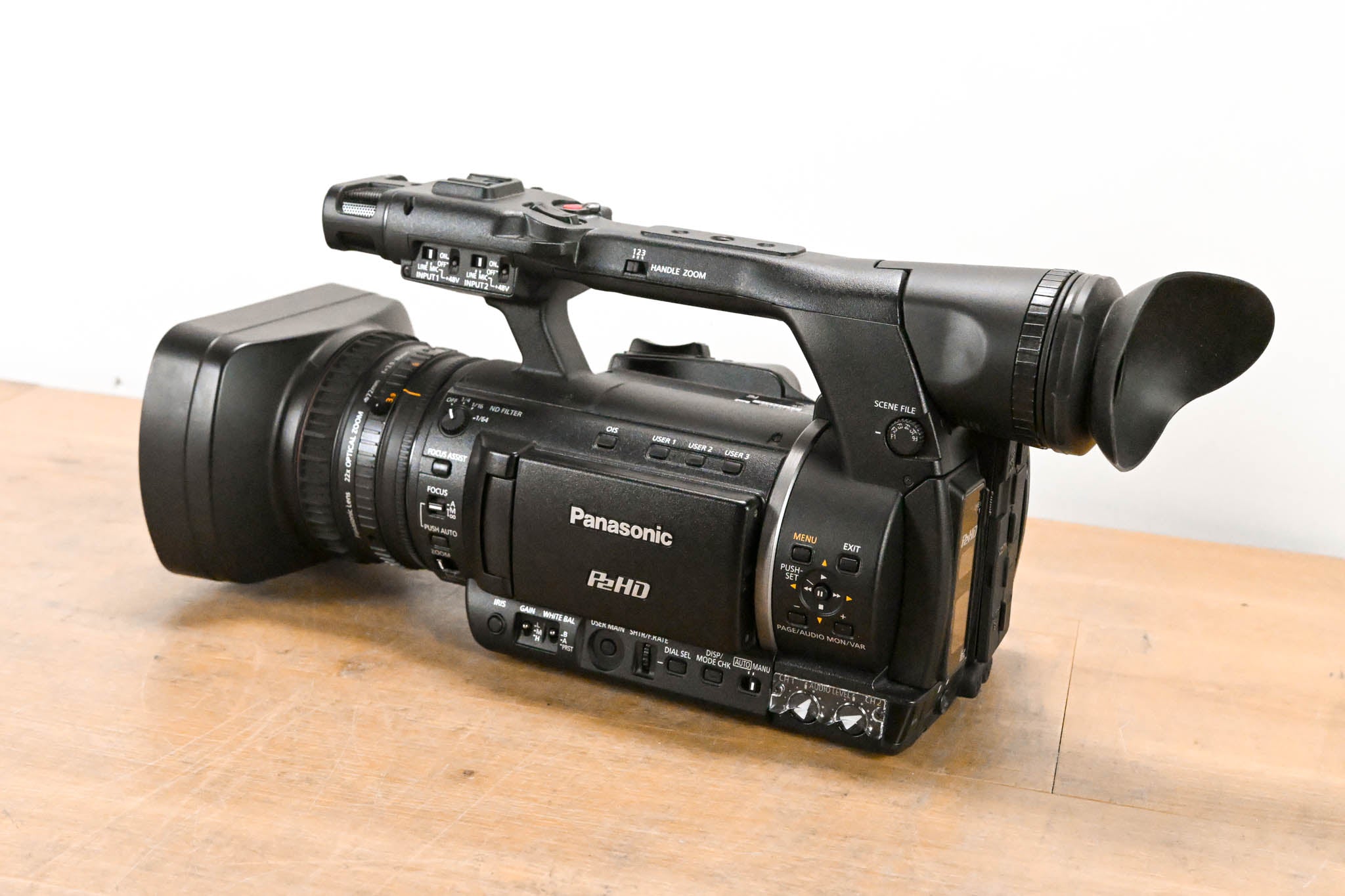 Panasonic AG-HPX250P P2 HD Handheld Camcorder