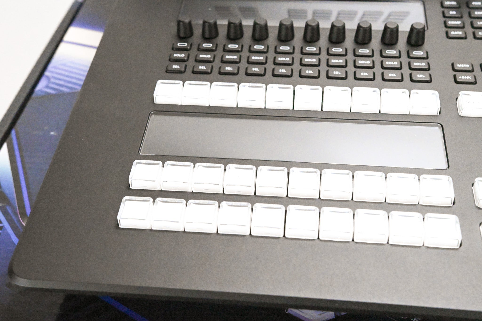 Blackmagic Design ATEM Television Studio HD8 ISO Production Switcher