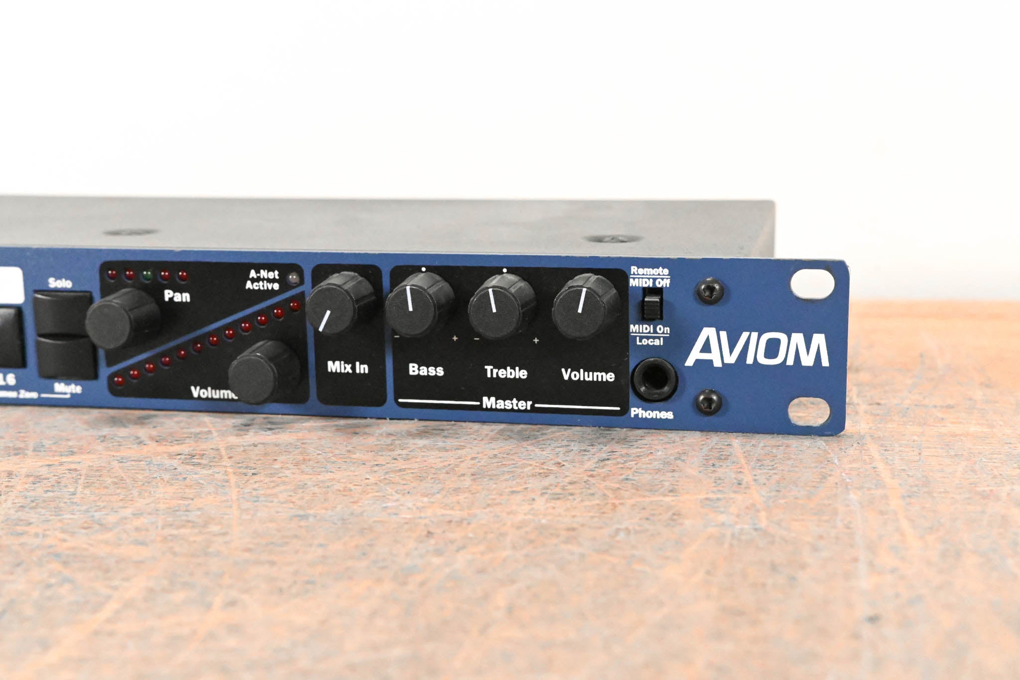 Aviom A-16R Rack-Mounted Personal Mixer