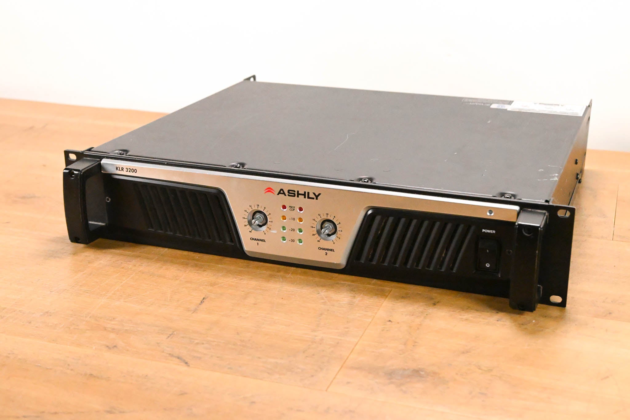 Ashly KLR-3200 Dual-Channel 1,600W Power Amplifier