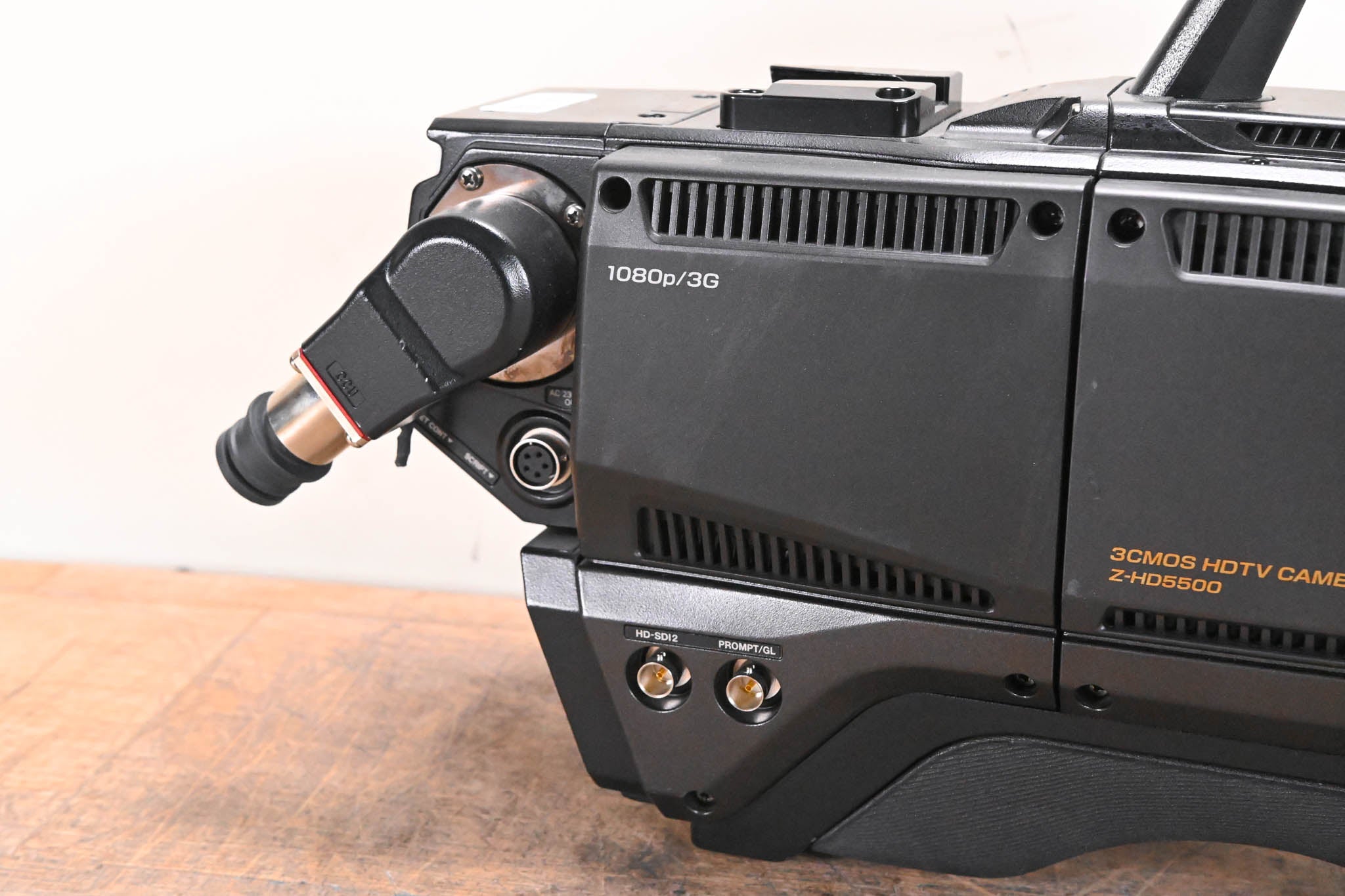 Hitachi Z-HD5500 HDTV Camera Body with CA-HF1200 Fiber Camera Adapter