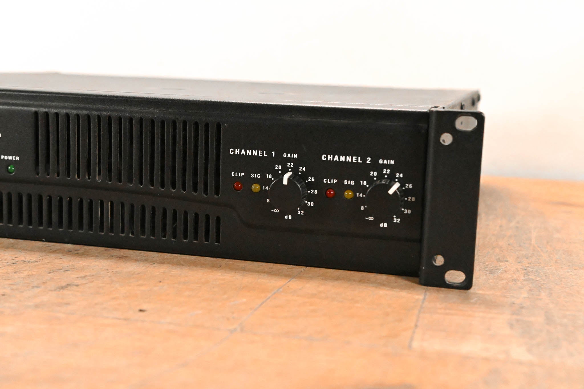 QSC RMX1450 2-Channel Power Amplifier
