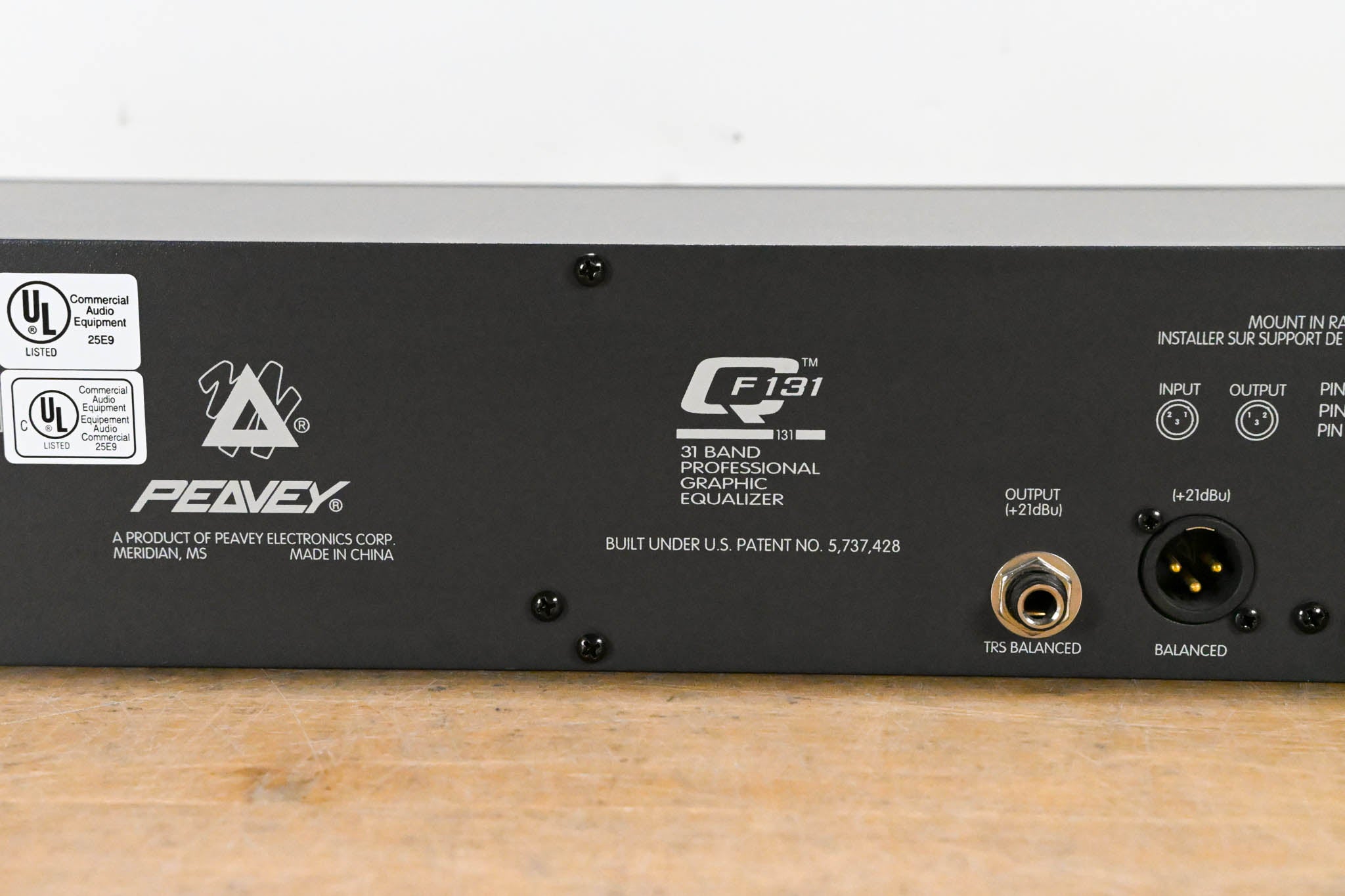 Peavey QF 131 31-Band Graphic Equalizer