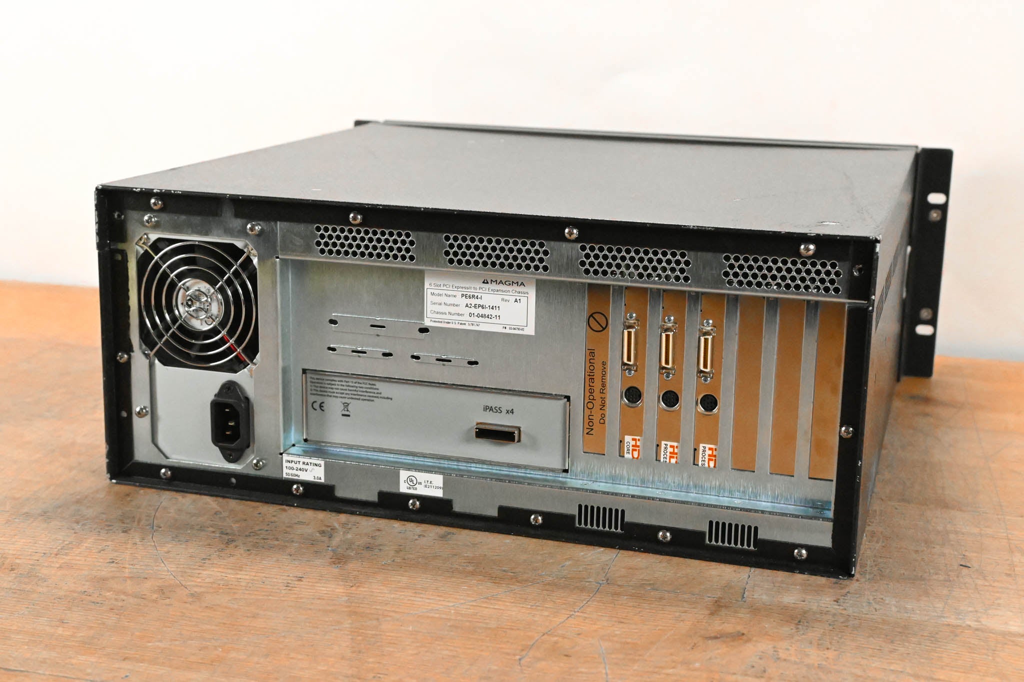 Magma PE6R4 6-Slot PCI Pro Tools HD Expansion Chassis with Cards
