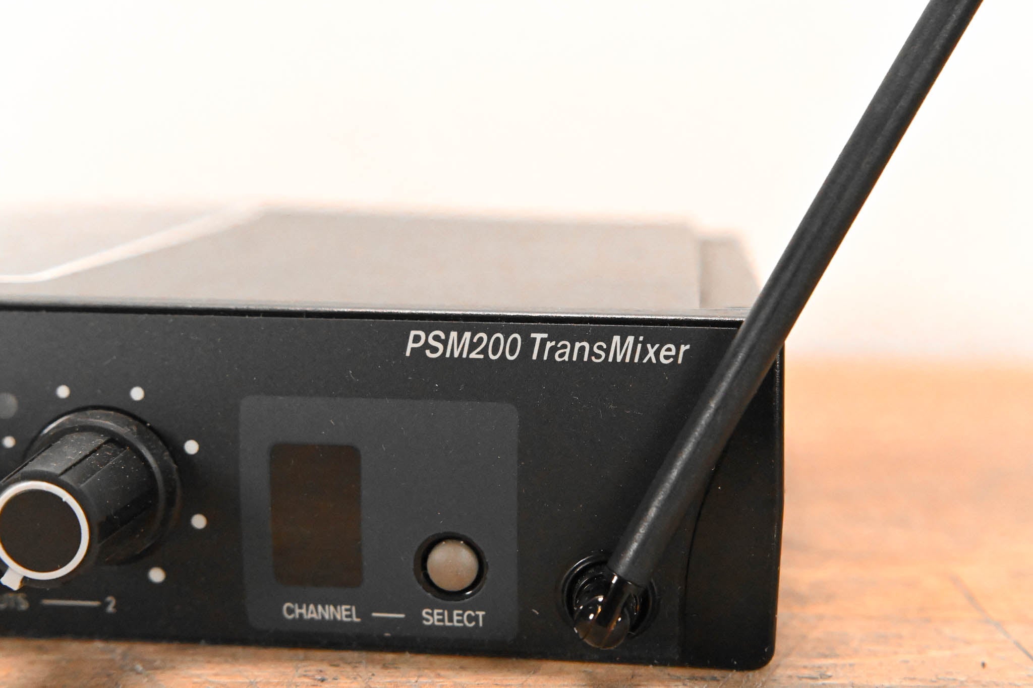 Shure P2T-H2 PSM200 IEM Wireless TransMixer - H2 Band (NO POWER SUPPLY)