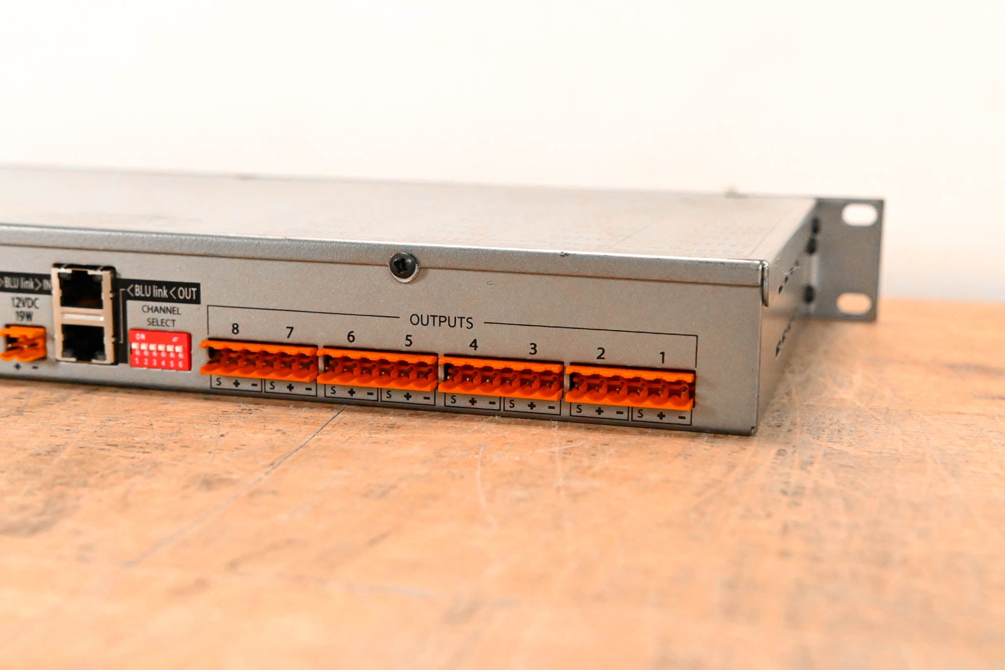 BSS London BLU-BOB2 8-Channel Break-Out Box Output Expander (NO PSU)