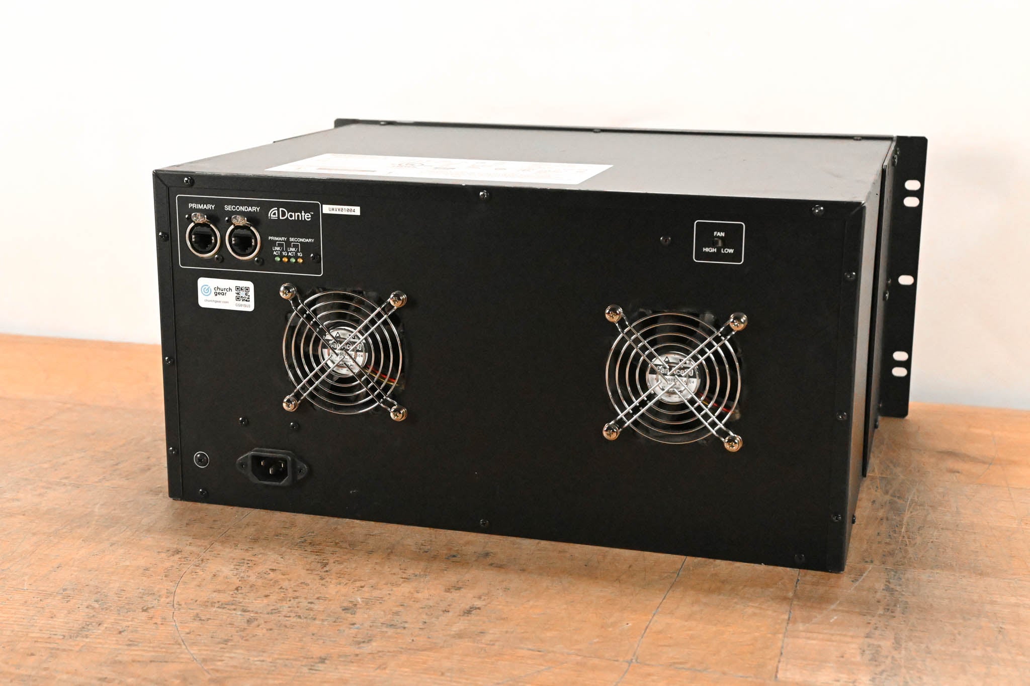 Yamaha Rio3224-D Rio Series 32x16 Remote Stage Box