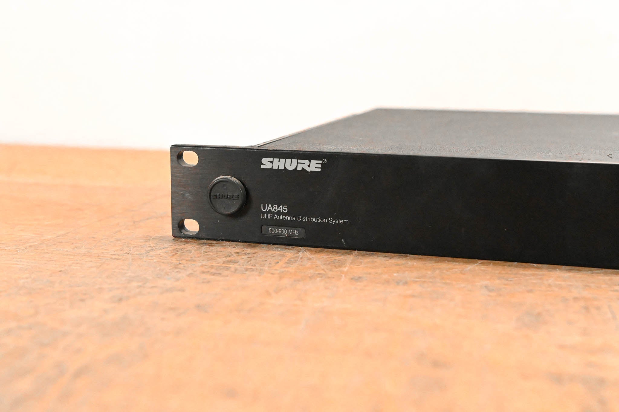 Shure UA845US Wideband UHF Antenna/Power Distribution System