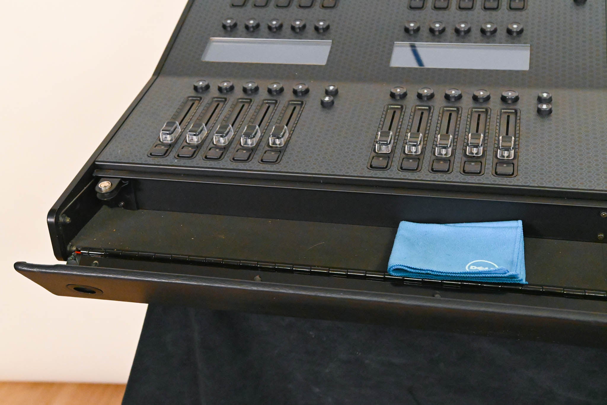 Jands Vista L5 Lighting Control Console