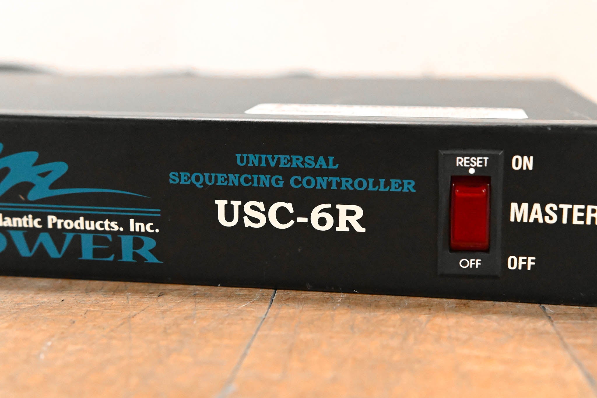 Middle Atlantic USC-6R Power Sequencer Rackmount Power Conditioner