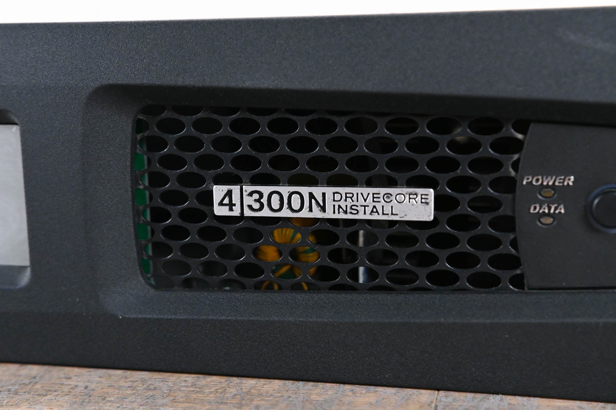 Crown DCi 4|300N DriveCore Install 4-Channel Power Amplifier