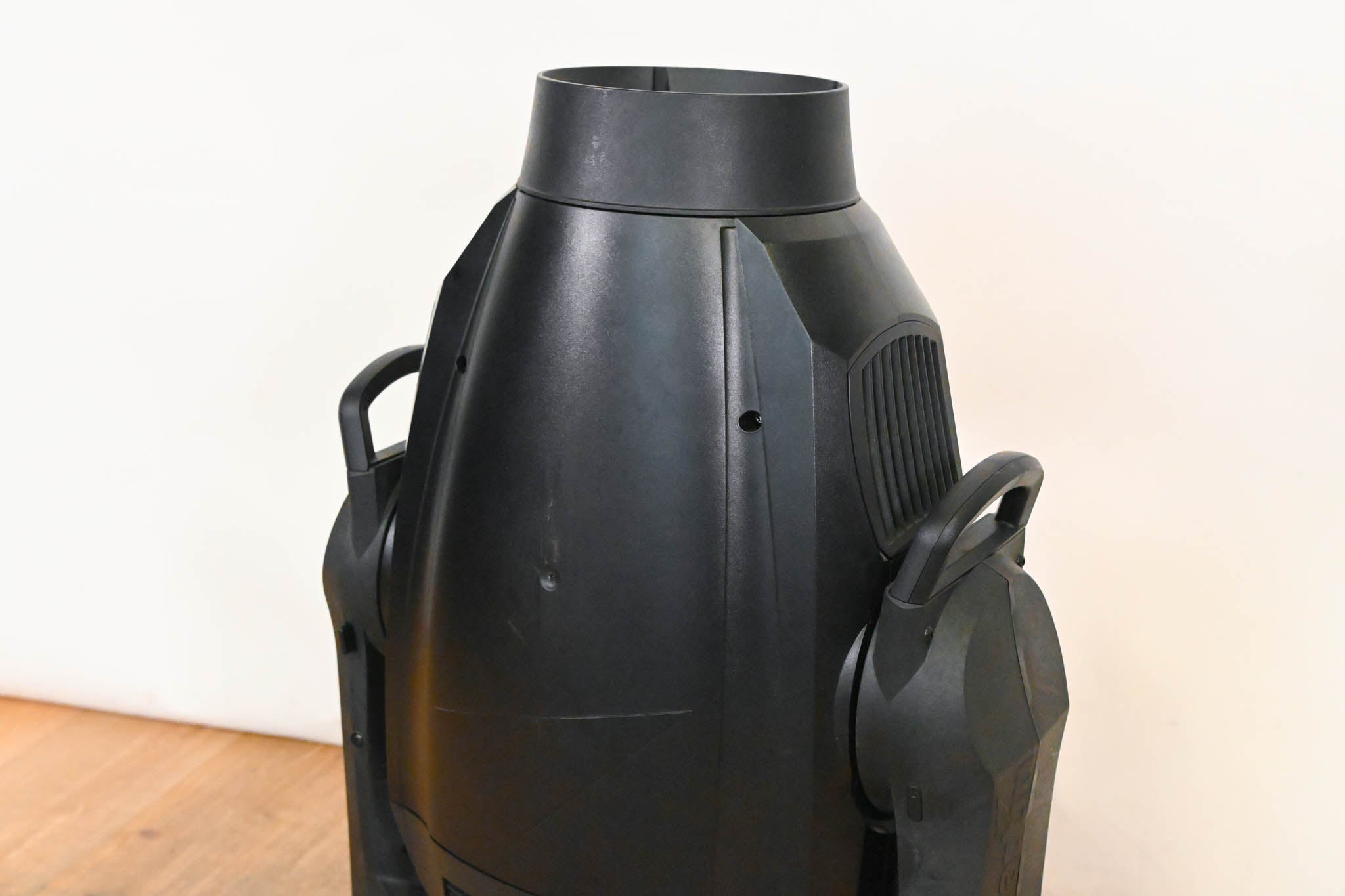 Martin MAC Viper Profile High Output Discharge-Based Moving Light