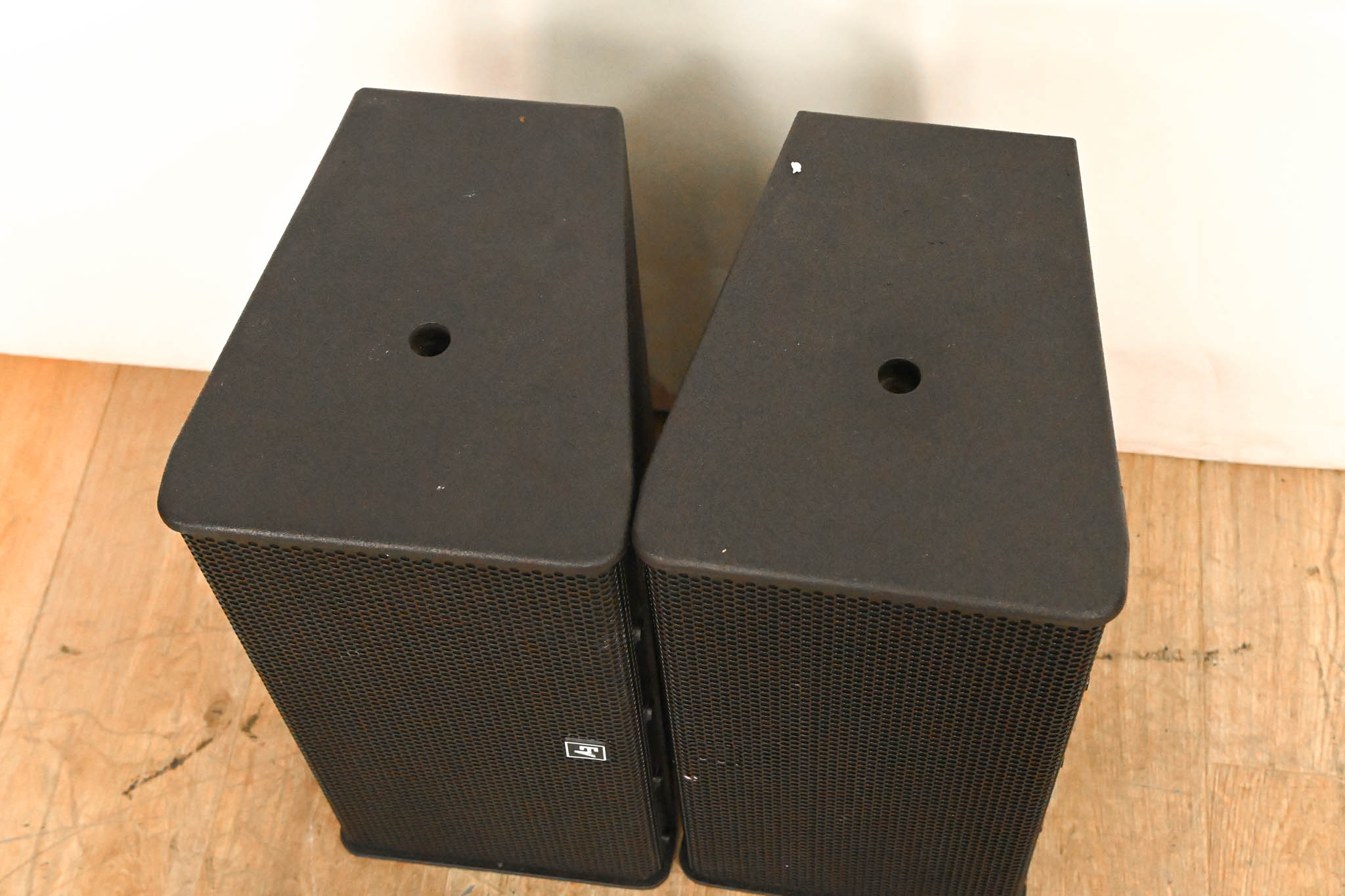 Electro-Voice (EV) Xi-1082 X-Array Install 8" 2-Way Loudspeaker (PAIR)