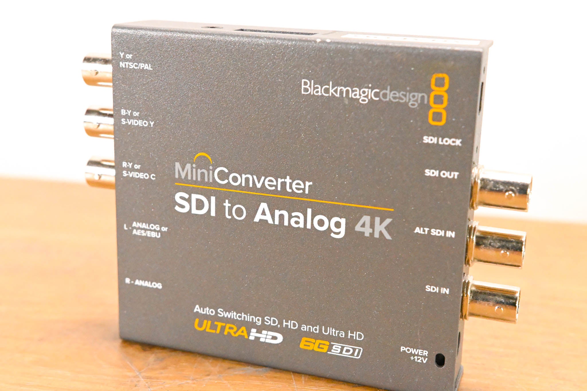 Blackmagic Design Mini Converter SDI to Analog 4K (NO POWER SUPPLY)