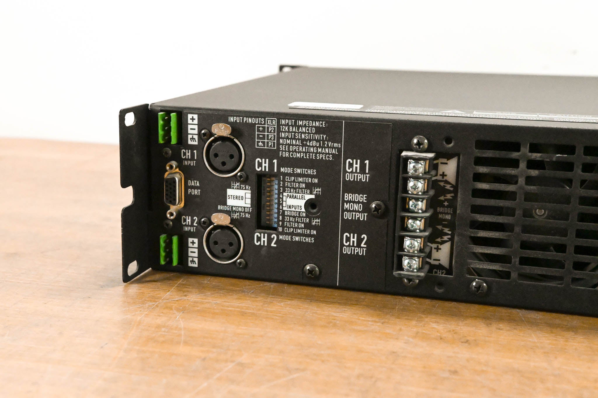 QSC CX302 2-Channel Power Amplifier