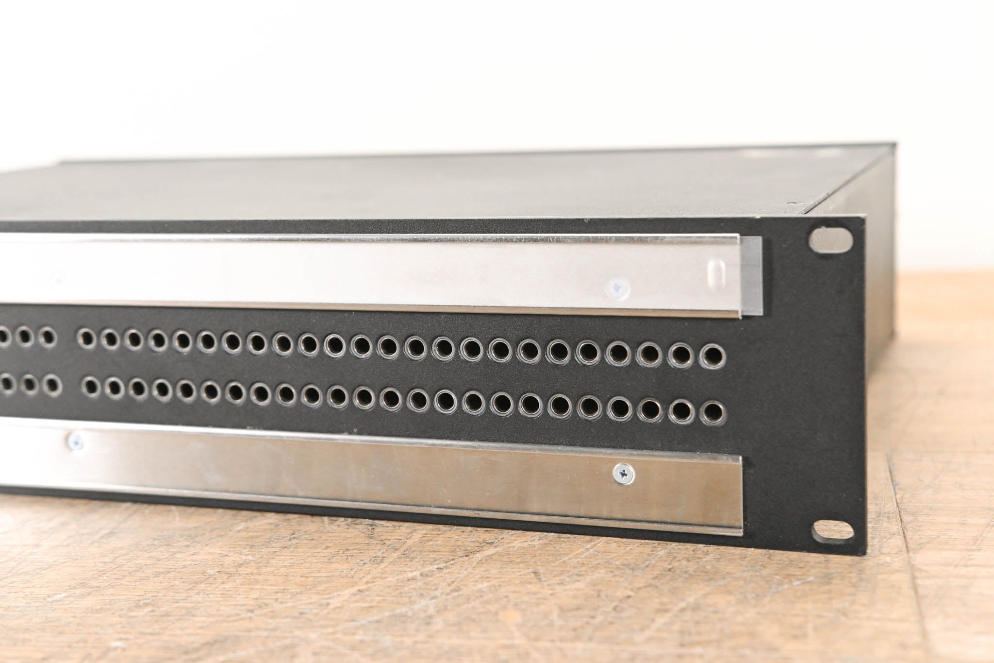 Bittree B96DC-FNOST/E3 M2OU12B 2x48 2RU TT Patchbay