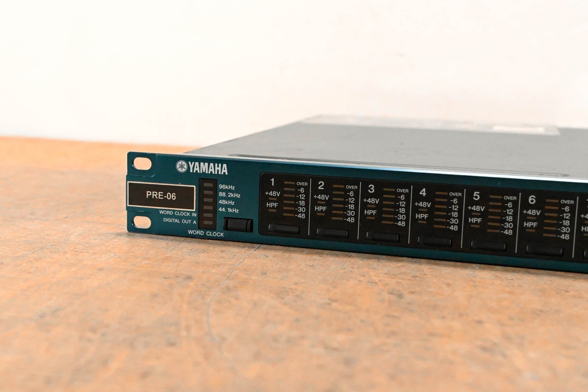 Yamaha AD8HR AD Converter with Remote Preamp