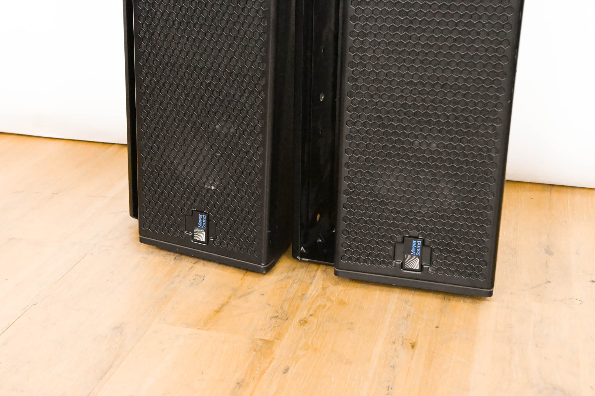 Meyer Sound UPJunior UltraCompact VariO Loudspeaker (PAIR)