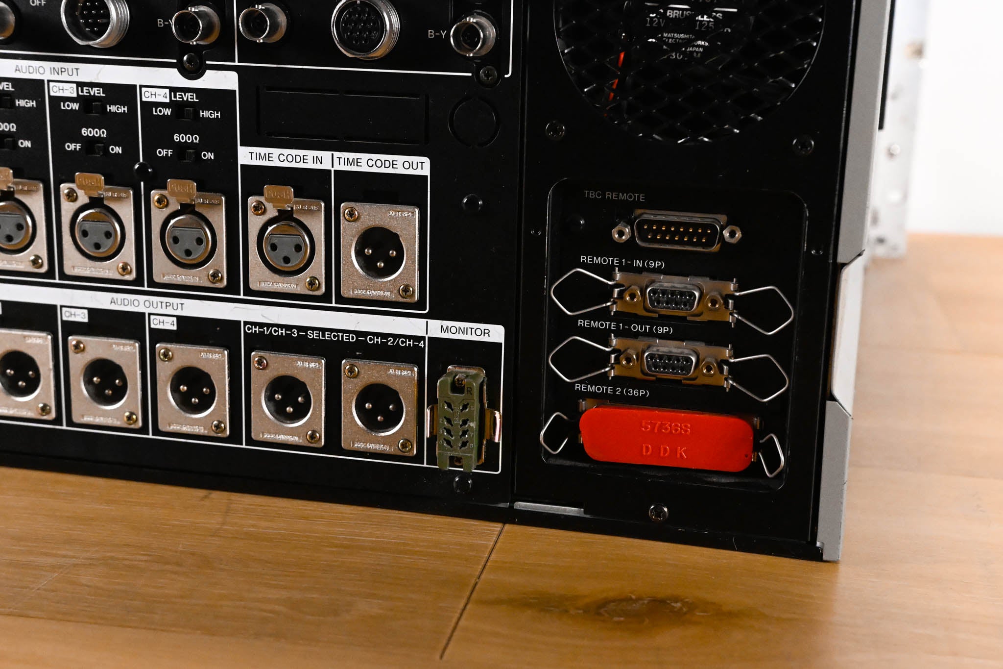 Sony BVW-75 Betacam Videocassette Recorder