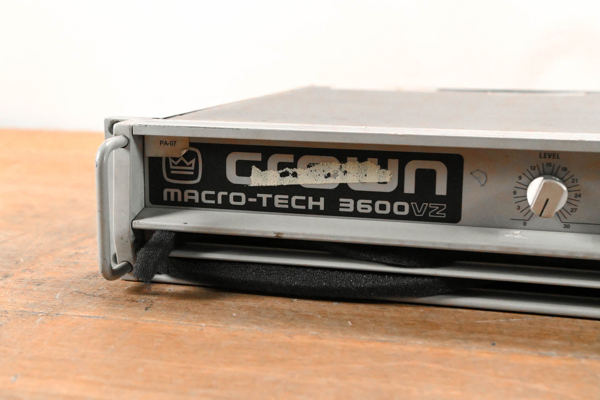 Crown Macro-Tech 3600VZ 2-Channel Power Amplifier