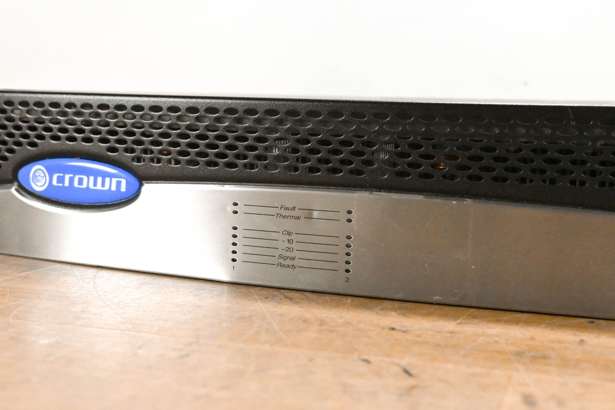 Crown CTs 1200 Two-Channel 600W Power Amplifier