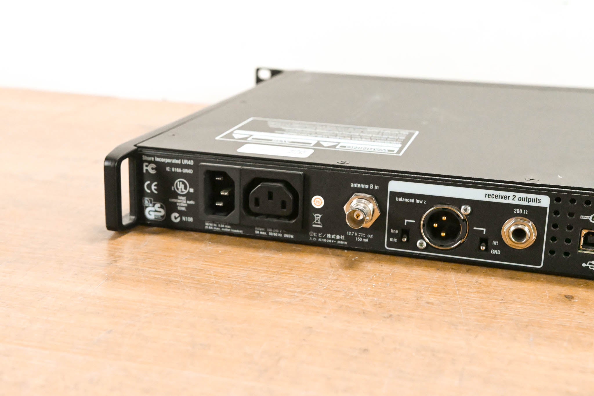 Shure UR4D Dual-Channel UHF Wireless Receiver - H4 Band: 518-578 MHz