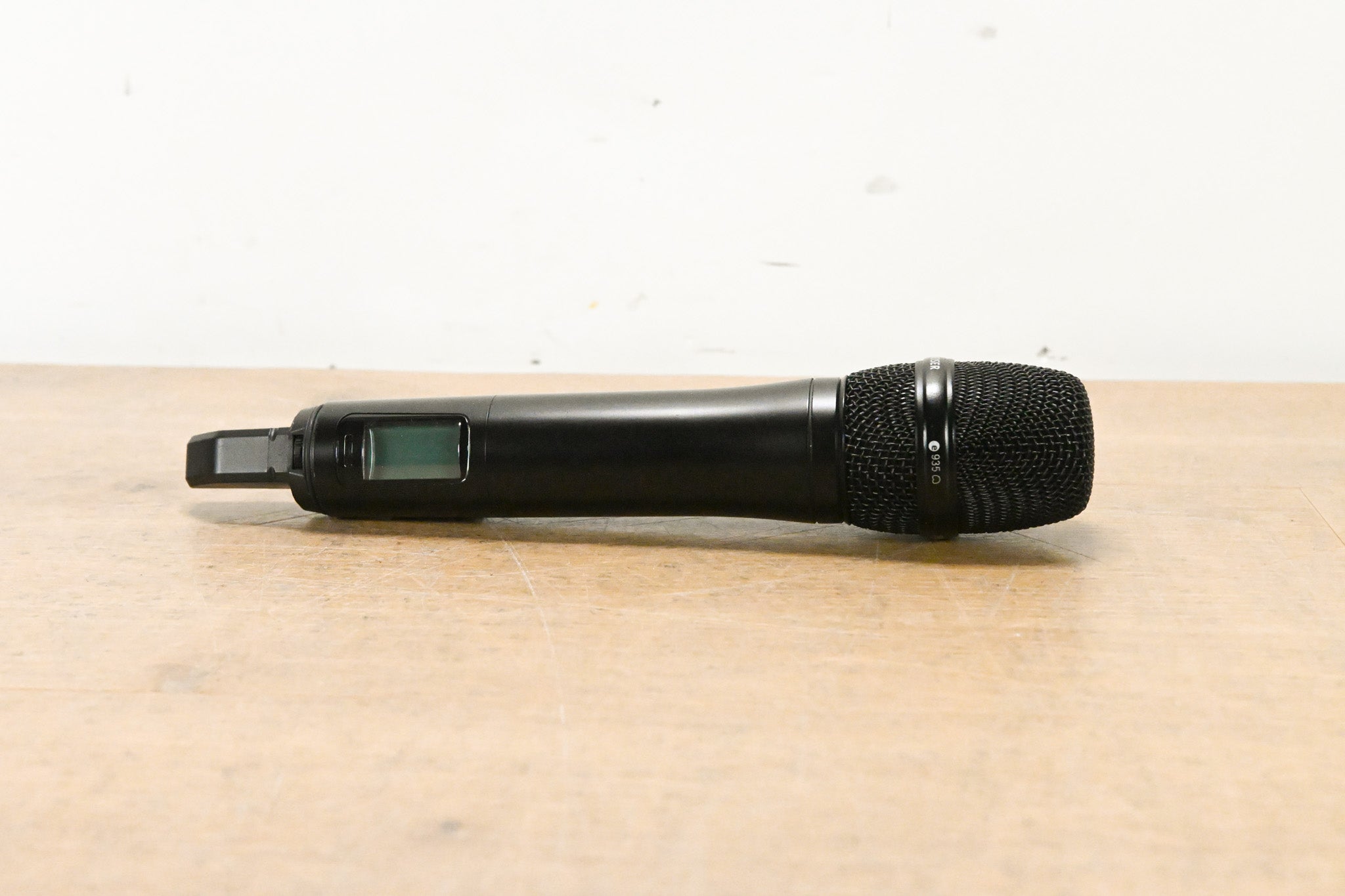 Sennheiser EW 500 G4-935 Handheld Microphone System - AW+ Band (NO PSU)