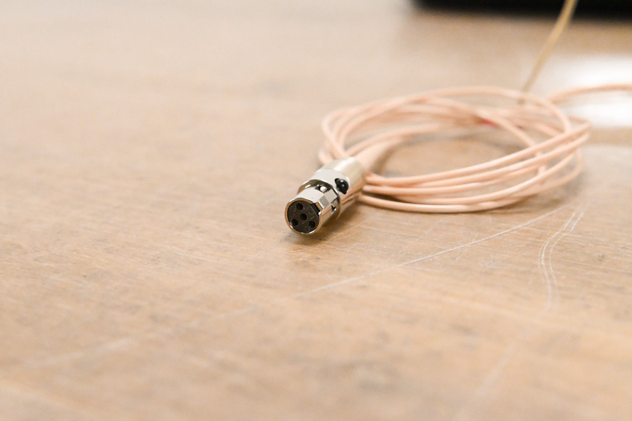 DPA Microphones 4088 CORE Directional Headset Mic, Beige, TA4F Connector